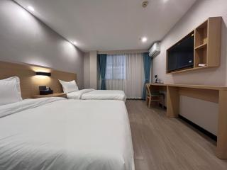 CMAX Hotel Guangzhou International Convention and Exhibition Center Luoxi Subway Station Branch - Canton - 7