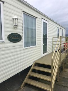 Cranfield Caravan Retreat - 4
