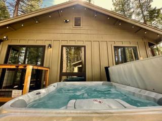 Mountain Pine Memories - Dogs - Hot tub - E-bikes - South Lake Tahoe - 0