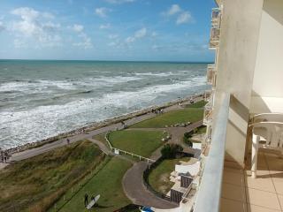 Les pieds presque dans l'eau - 6