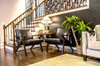 MCM w HotTub, Metro, Games, Grill, Tons of Space - 4