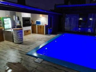 Casa da Piscina em Camboriú - 1