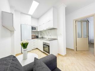 1 bedroom 675 - Golem - 2