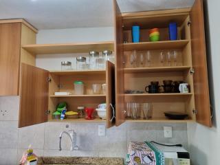 Apto 2 quartos, cond fechado, com vaga, 4º andar por escadas - 3