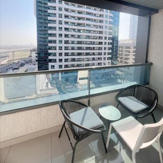 Studio Apartment with Stunning Marina Views - Dubai - 2