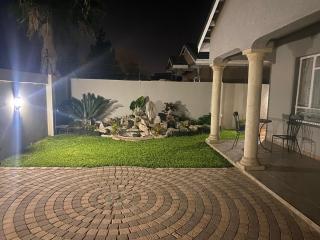 Amour Luxury Villas- Lerato Villa - 9