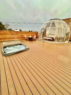 The Bubble at the Retreat - 7