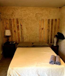 Marius B&B & Hostel - 9