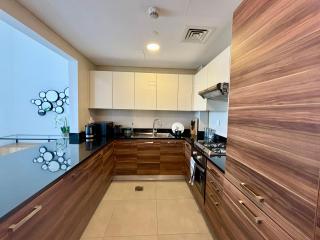 Sparkle Tower Panoramic Marina View 1BR - 7