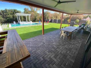 The Phoenix Farmhouse - Phoenix - 9