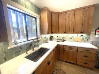 Bear Claw Trails - Dogs - Awesome Yard - Fire Pit - Lake Tahoe Airport - 5