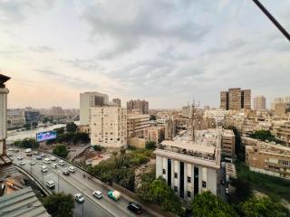 Charming 2-bedroom apartment with AC, WiFi in lovely Cairo Governorate - Kairo - 0