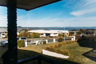 The Grove - Lake Taupo Holiday Home - 0