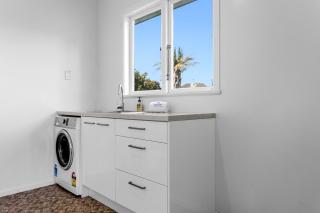 Marys Cozy Cottage - Opotiki - 2