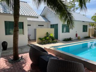 The Fint Hus Villa - Pantai Cenang - 2