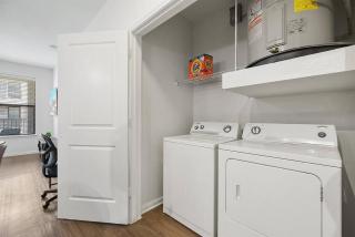 Lux 1B Near Downtown - Austin - 3