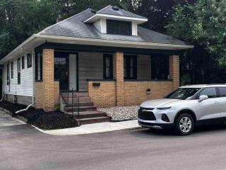 Comfortable 2-Bdrm Spacious Home with Wifi & Patio - Indianápolis - 8