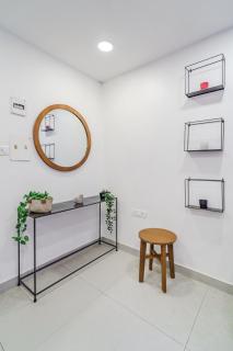 Alcove 1BHK Bandra W by The Bombay Home Company - 2