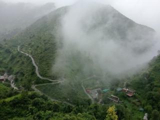 Icebergs Mussoorie - A Boutique stay and 24 hrs roof top cafe - Mussoorie - 3