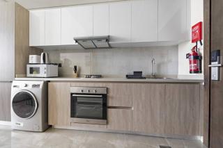 Luxury Studio Apartments at Majestique Residence - Dubai - 6