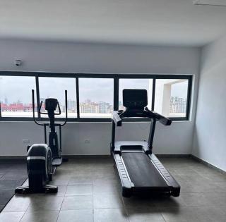 Gorgeous City Views 1 bed room with Rooftop Gym - Nairobi - 2