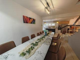Taman Duta KL Deluxe Villa by uBook - Kuala Lumpur - 9