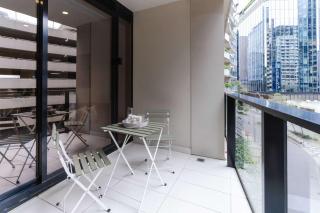 Lucia South Yarra Pool Gym free Parking - 5