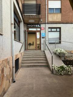 Hotel Juan Manuel - 9