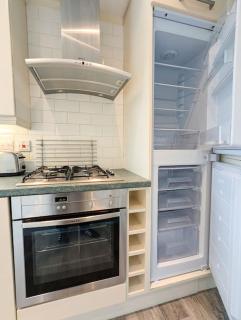 Parkgate 2 bed, private parking, Rosyth M90 - 8