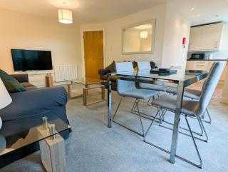 Parkgate 2 bed, private parking, Rosyth M90 - 5