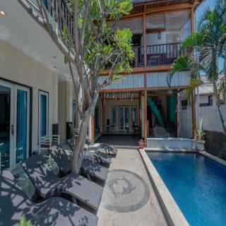 Gili White Bamboo Resort - 7