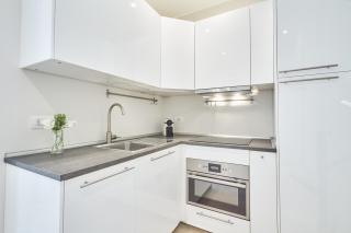 Easylife - Moderno e climatizzato in Cadorna FN - Milan - 1