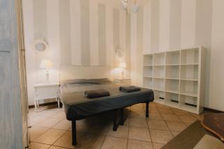 Piazza Erbe Luxury Apartment - 1