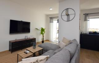 Spacious 3BR Penthouse with Large Front Terrace - Stone BBQ & Sun Loungers - 1