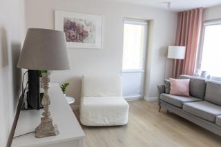 Przytulny Apartament obok Jasnej Góry by Noclegi Renters - Częstochowa - 3