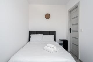 Gusta Cosy Apartment by BookingHost - 4