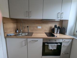Moderne Ferienwohnung für bis zu 6 Personen - Netflix, PS4, Zentrumsnähe und mehr in Celle - Celle - 2
