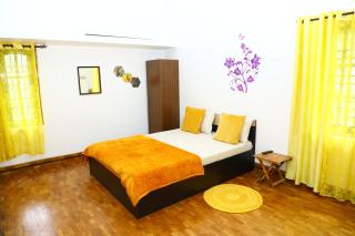 Pine Hood Villa - 1
