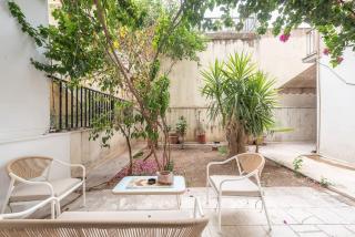 Zen Garden, Exarchia - 9