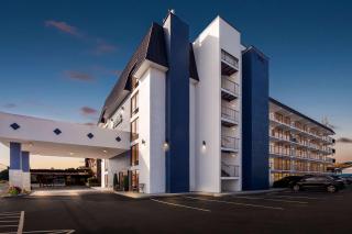 Clarion Inn & Suites near the Leconte Center Pigeon Forge - Pigeon Forge - 6