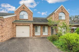 Family Retreat Surf Beach NSW - 4