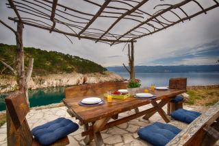 Unique villa on a rock, 50 meters from the beach, sea view - by TRAVELER tourist agency Krk - ID 2401 - 1