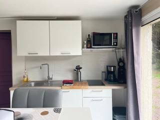 Normandie Cosy Apt rdc indépendant bien équipé dans maison confortable terrasse grand jardin clos sans vis à vis entre Caen et Bayeux, proche plages du débarquement - 2