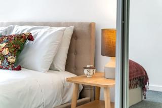 Modern Balmain Abode - 3