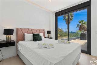 ViVi Homes - Boa Pool, Terrace & Sea View - Fuengirola - 1