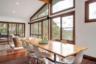 Spacious Retreat with Breathtaking Views - Wentworth Falls - 9