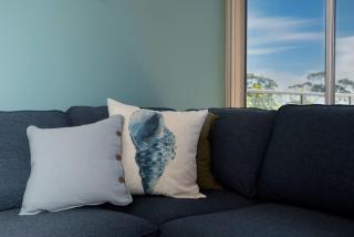 Beach House Ocean Views in Batehaven - Batehaven - 4