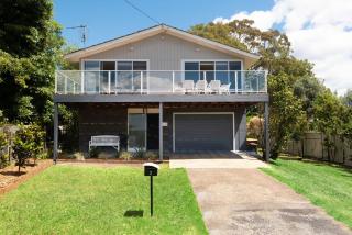 Beach House Ocean Views in Batehaven - 0