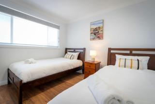 Beautiful Beach House - Shellharbour - 1