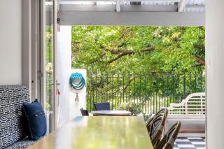 Multi Level Surry Hills Home with Terrace - Sydney - 8